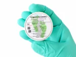 alt= Unguent pentru bătături cu acid salicilic și ulei de lavandă, cutie 10g